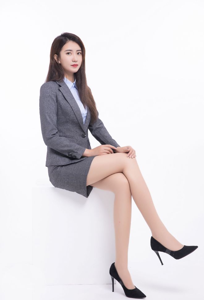 女士職業(ye) 裝